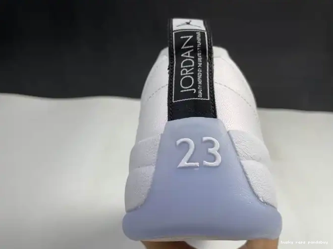 Rep Husky 12 DB0733-190 RETRO (2021) EASTER JORDAN AIR LOW 0404